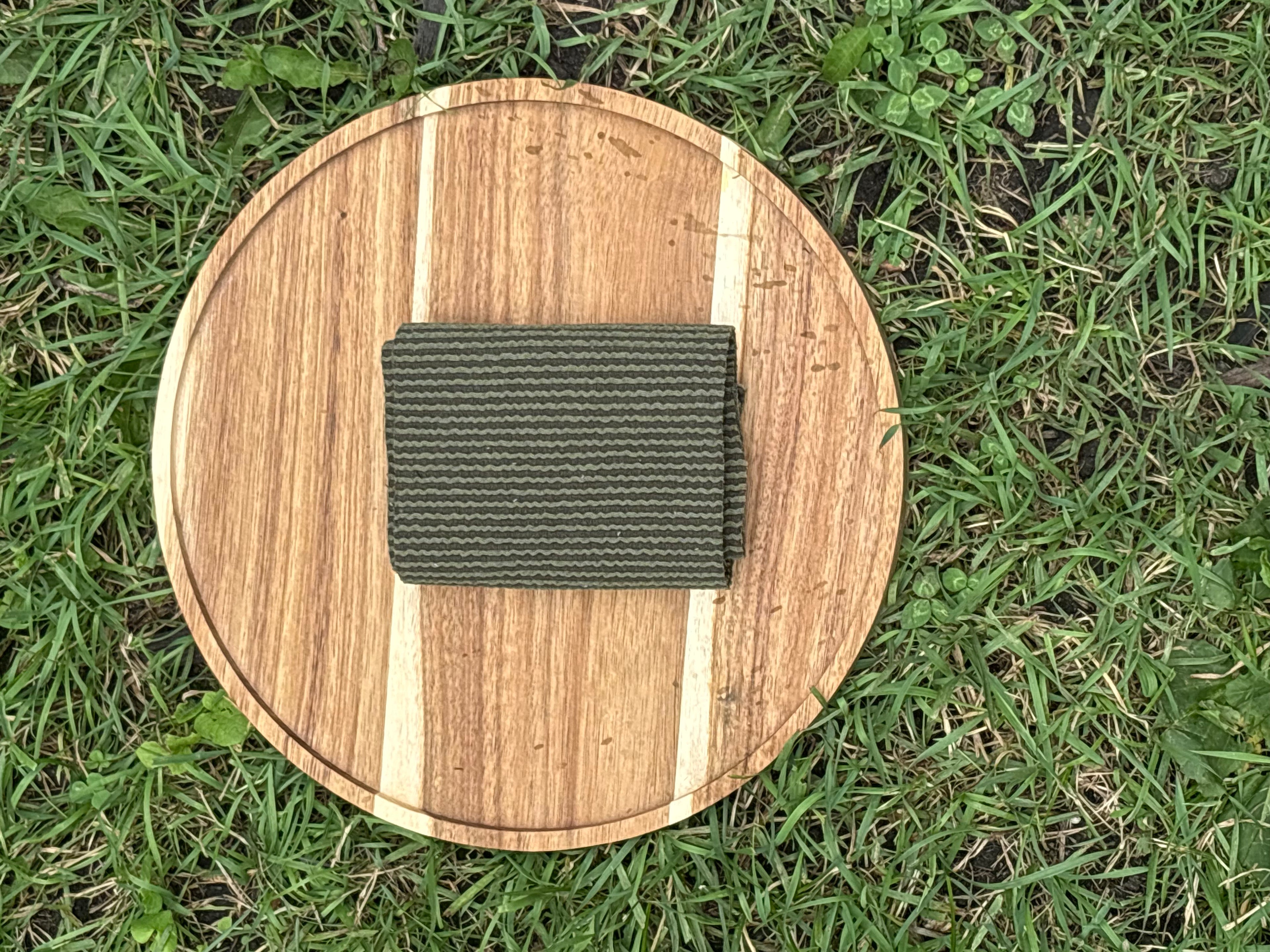 Green ribbed